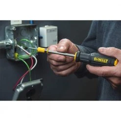 DEWALT Combination MAXFIT Screwdriver Set (4-Piece) -Hand Tools Sales Store dewalt screwdriver sets dwht62054 a0 1000