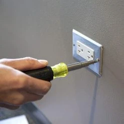 Klein Tools 11-in-1 Multi-Bit Screwdriver and Nut Driver and GFCI Receptacle Tester Tool Set -Hand Tools Sales Store klein tools electricians tool sets m2o41406kit a0 1000