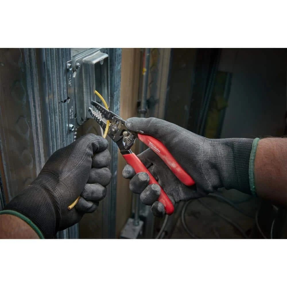 Milwaukee 7.75 in. Combination Electricians 6-in-1 Wire Strippers Pliers with Wire Strippers (2-Piece) 5 Milwaukee 7.75 in. Combination Electricians 6-in-1 Wire Strippers Pliers with Wire Strippers (2-Piece) - Image 5