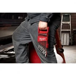 Milwaukee 144-Position Flex-Head Ratcheting Combination Wrench Set SAE with Screwdriver Set (17-Piece) -Hand Tools Sales Store milwaukee ratcheting wrenches 48 22 9429 48 22 2710 1f 1000