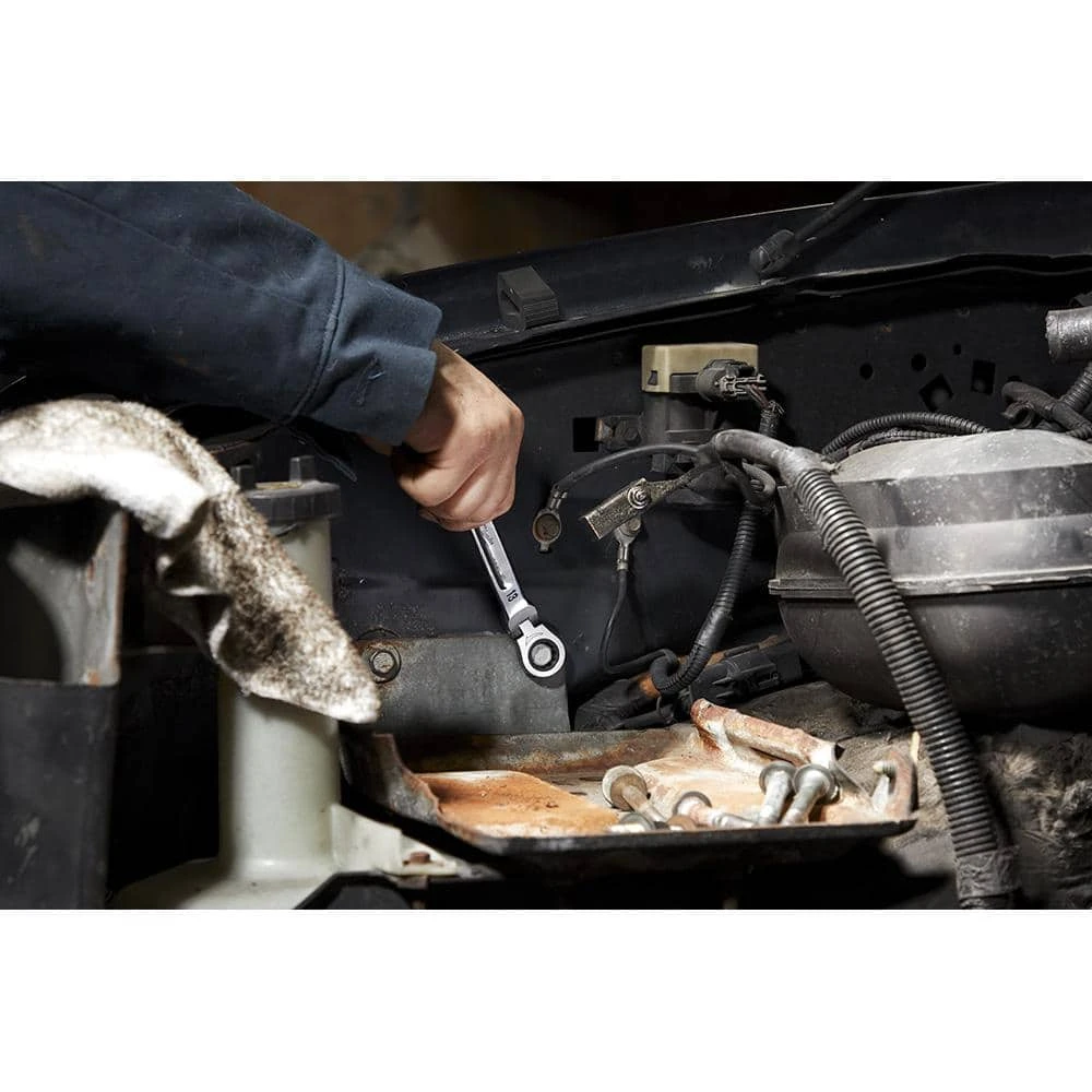 Milwaukee 144-Position Flex-Head Ratcheting Combination Wrench Set Metric (7-Piece) 7 Milwaukee 144-Position Flex-Head Ratcheting Combination Wrench Set Metric (7-Piece) - Image 7