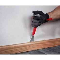 Milwaukee 10 in. Molding Puller Pry Bar with 7 in. Rafter Square -Hand Tools Sales Store milwaukee wrecking pry bars 48 22 9033 mlsq070 c3 1000