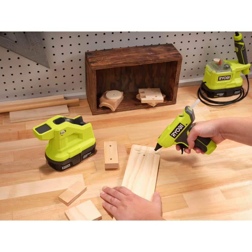 RYOBI ONE+ 18V Cordless Compact Glue Gun (Tool Only) 8 RYOBI ONE+ 18V Cordless Compact Glue Gun (Tool Only) - Image 8